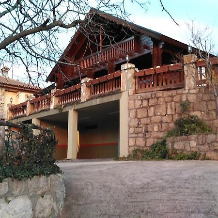 Mirador De Lamaliciosa Manzanares El Real Exterior foto