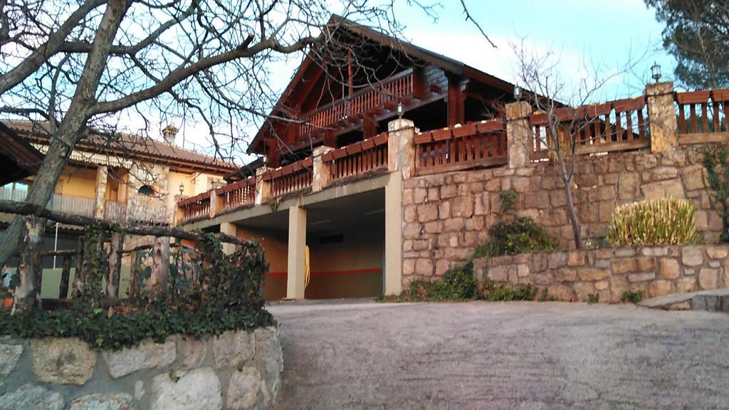 Mirador De Lamaliciosa Manzanares El Real Exterior foto